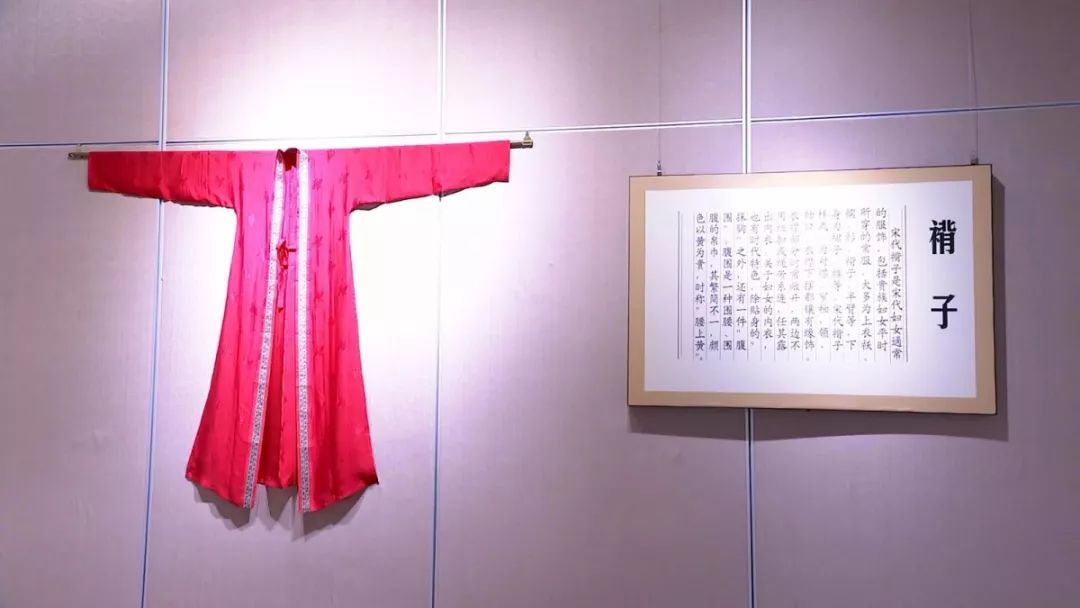 还有两天！赶紧去欣赏这件“千年礼服”吧！