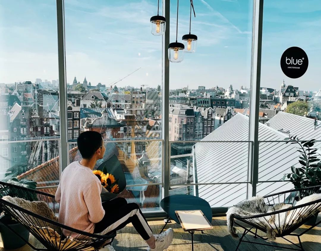 阿姆全玻璃空中咖啡厅！在这里拍到的美照，让我足足开心了一个月