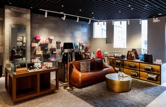 胖虎奢侈品线下加盟逆袭电商时代