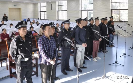 扫黑除恶丨孟津县一强迫交易、寻衅滋事涉黑恶团伙受审，5人获刑！