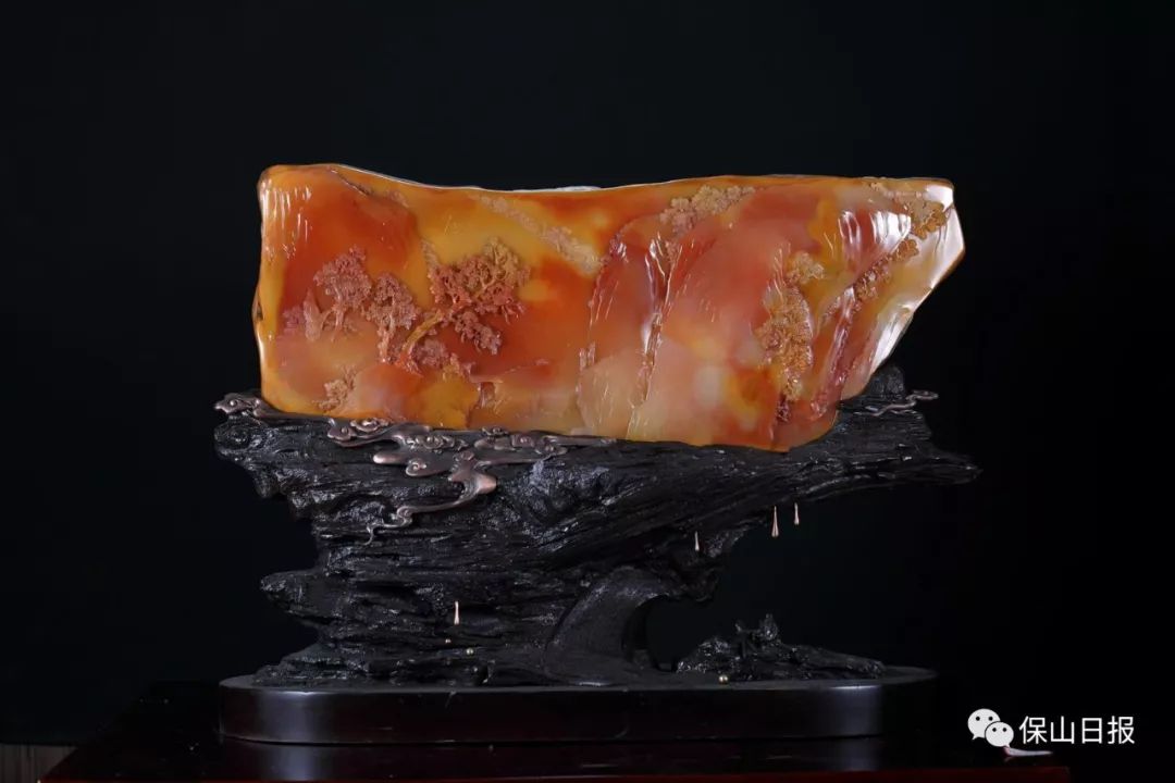 龙陵黄龙玉在哪里,龙陵启运黄龙玉收藏馆