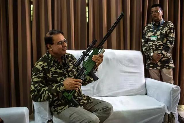 致死十余人!悍虎食人成患民兵无奈使出绝招:CK男士香水