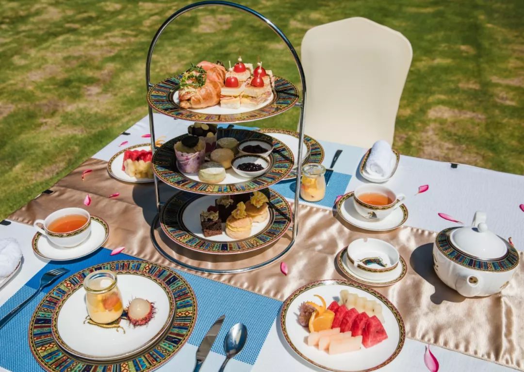 三亚豪华无边泳池别墅,三亚温泉度假