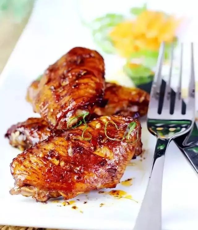 三款令人胃口大开的美味烤鸡翅,烤鸡翅鸡腿配方