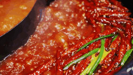 百年老店成都火锅,成都牛排老火锅这次终于能吃上