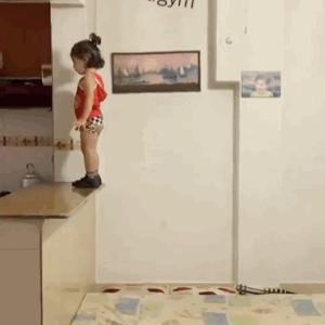 泰山腹肌小孩,五岁小孩儿8块腹肌