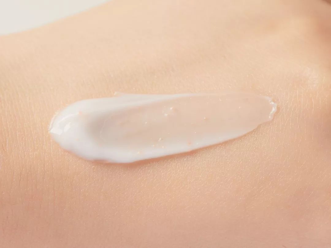 日本红罐护手霜推荐第一名,护手霜日本小红罐