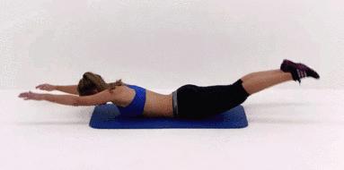 如何把背练薄变气质,美背体态好气质好的女人