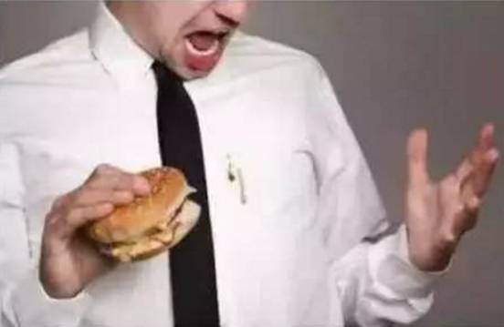 衣服上的黑点洗不干净,衣服有小黑点洗不掉怎么办