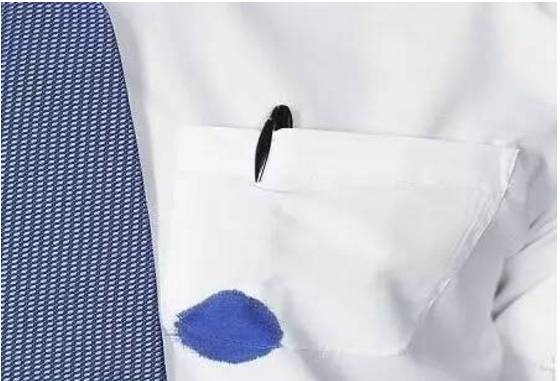 衣服上的黑点洗不干净,衣服有小黑点洗不掉怎么办