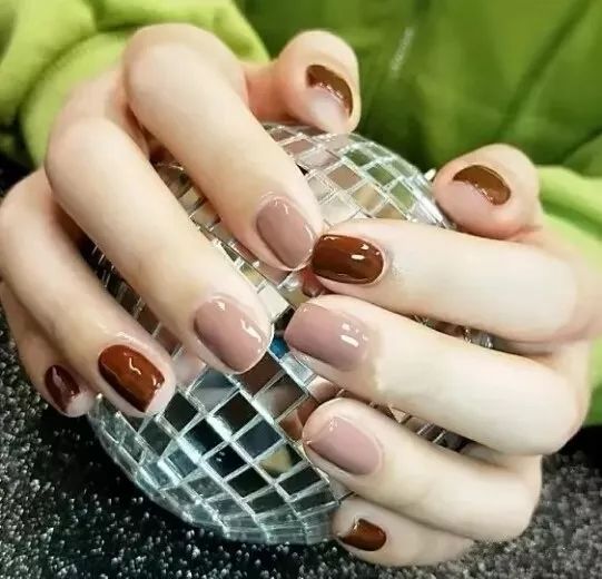 干净又气质的40款美甲简约,美哭的美甲