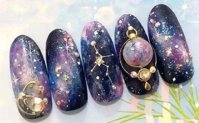 干净又气质的40款美甲简约,美哭的美甲