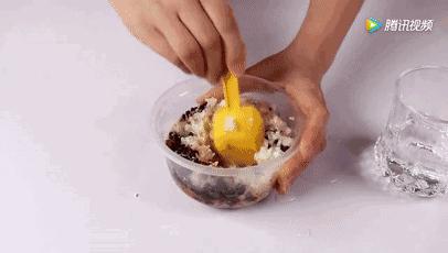 用洗衣粉消灭家中小飞虫,用洗衣粉灭蟑螂的最好方法