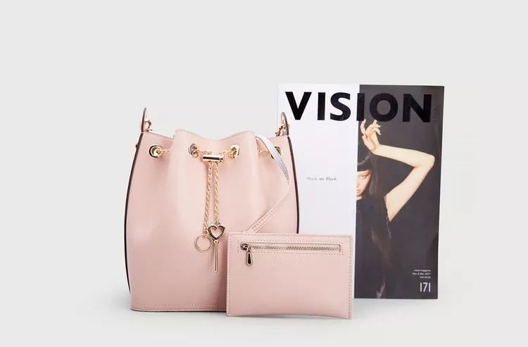 50块就能买到明星同款包,花几十块钱买名牌包