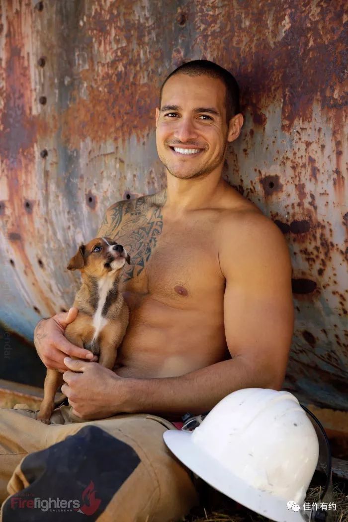 澳洲消防队帅哥大秀肌肉照,澳洲消防员帅哥