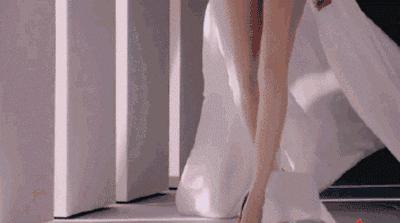 刘涛、沈月塑形私教:每天15分钟,教你轻松打造一双长白细直性感美腿