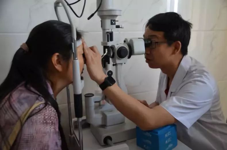 宾川县医院眼科在几楼,宾川县中医院眼科