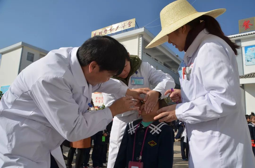宾川县医院眼科在几楼,宾川县中医院眼科