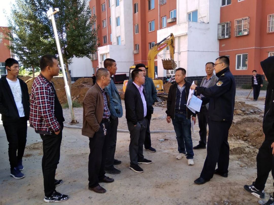 浅谈城管与商贩的关系,浅谈城管的看法