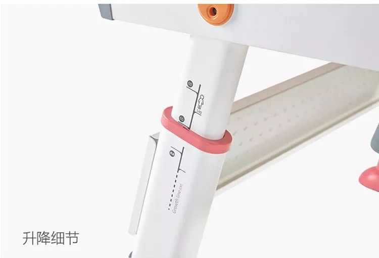 一年半了，还是喜欢这个得了最高设计奖的学习桌，陪伴孩子从3岁到18岁，开学季赠书包