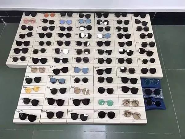 猫娘售假自首,网红猫娘买东西被抓了怎么办