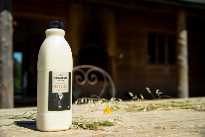 苏宁小店生鲜“基地”再添“网红”,澳洲鲜奶SingleEstate入驻