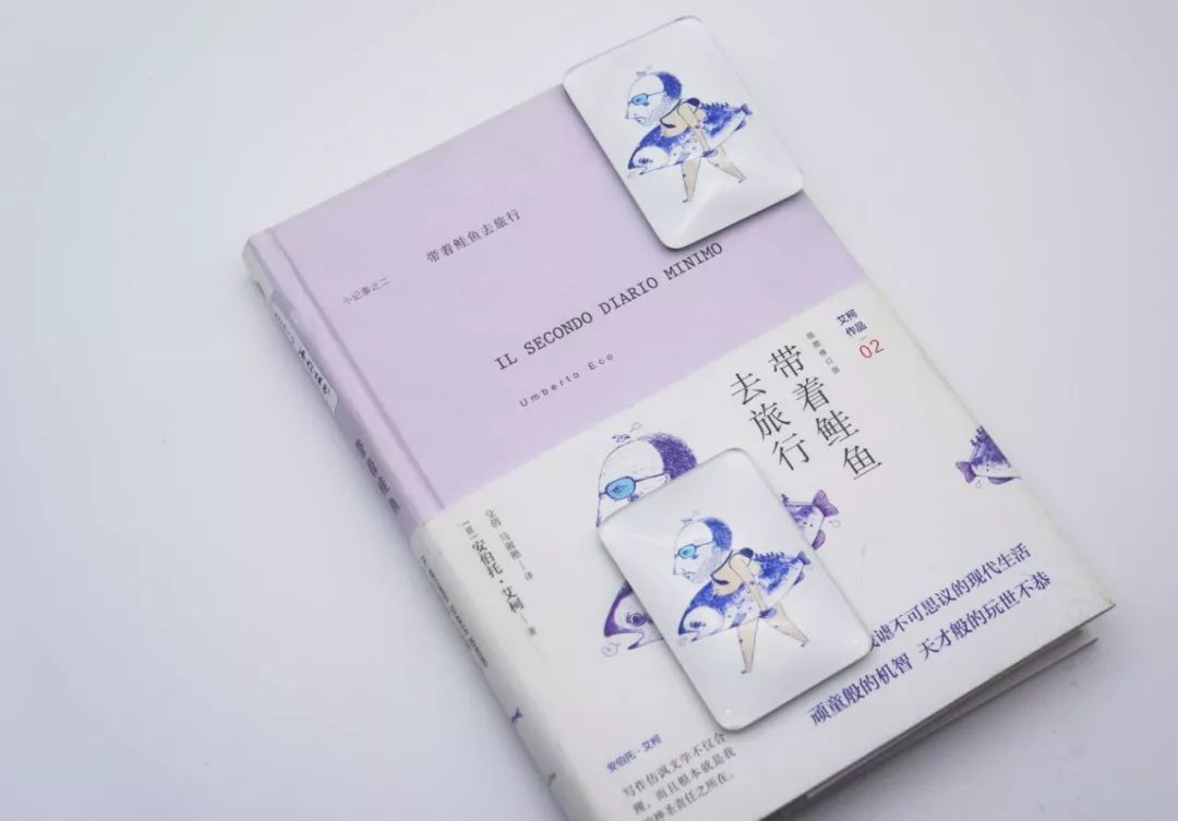 这位百科全书式的人物，称写作戏仿文学是其神圣责任之所在｜逝者