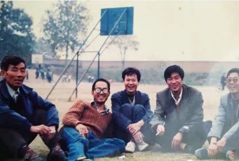 一寺一校一画院——石桥中学新生记！