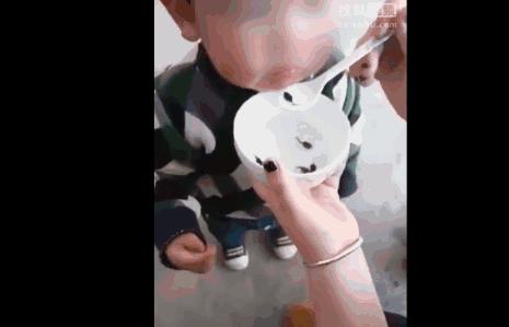 撞头、吃蝌蚪、把果汁注入静脉,奇葩养生总有人信?