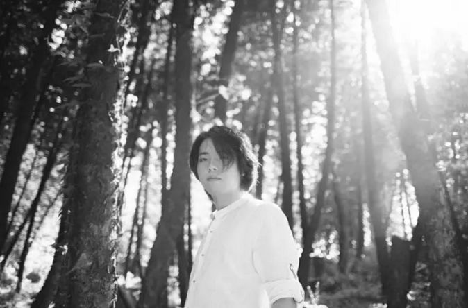 飞地周末民谣专场｜他想带你去他的湖畔看星光闪烁