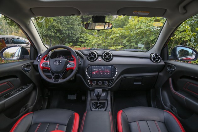 东南dx3x酷绮手动版,东南dx3酷绮落地多少钱