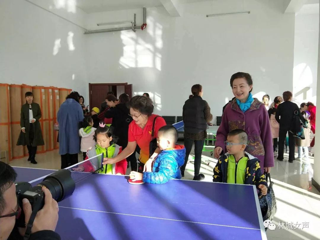 老少齐欢乐Happy乐翻天——市妇联携手优佳宝贝幼儿园走进老年大学