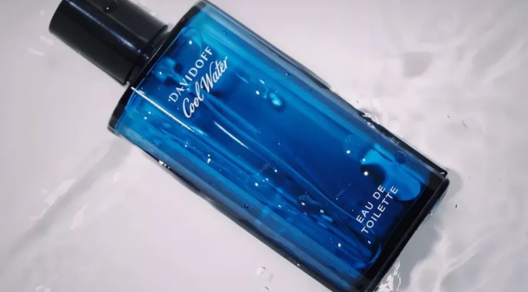 秋冬穿什么衣服好看又有气质,中年胖妈妈秋冬气质穿搭