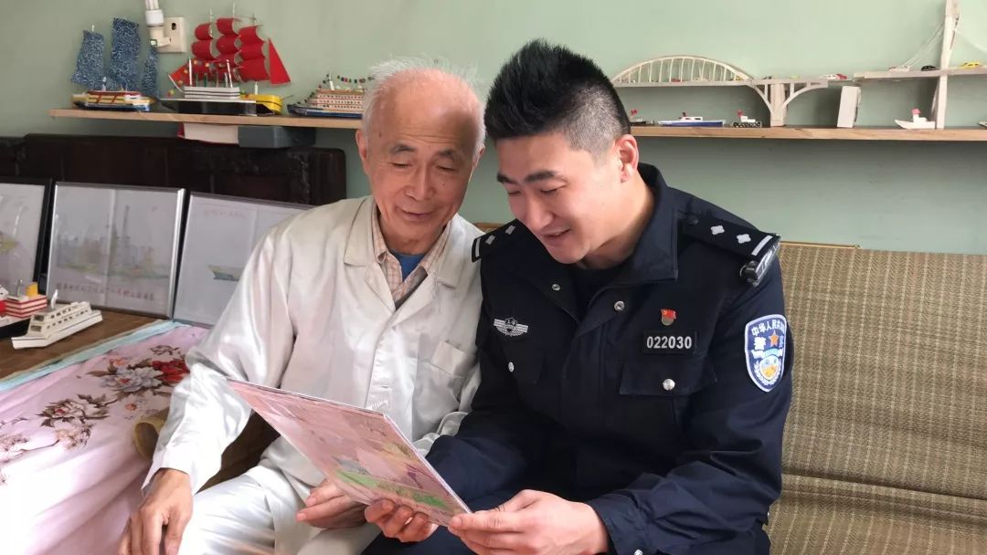 九九重阳敬老情浓浓关怀暖人心,爱在重阳节浓浓敬老情