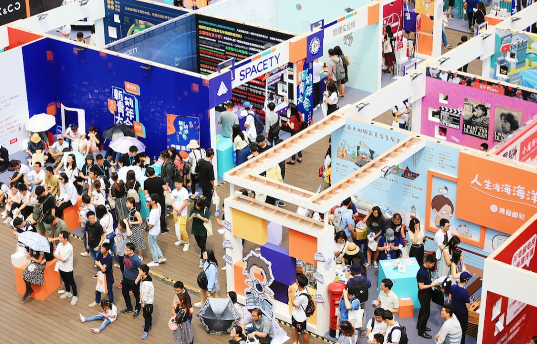 知乎致敬好奇心,知乎里细思极恐