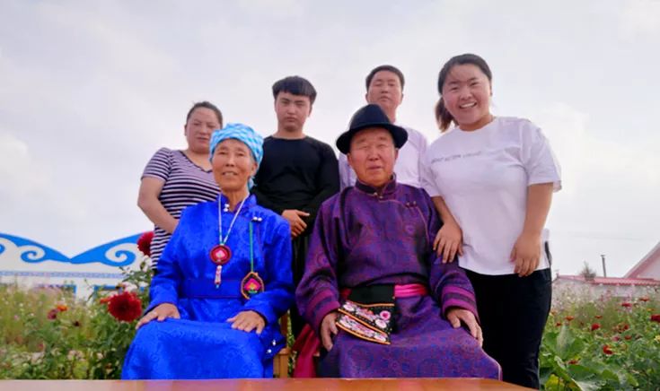 官宣!26张图,有咱乌审人暖暖敬老情,亮点在最后~