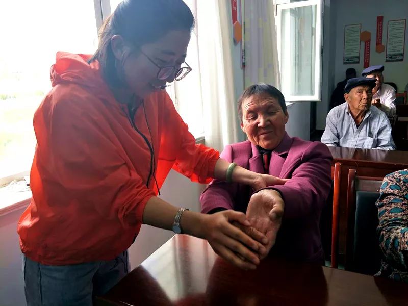 官宣!26张图,有咱乌审人暖暖敬老情,亮点在最后~