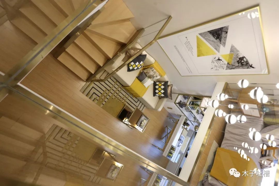 地铁口首付十万带精装loft公寓,精装首付一万loft