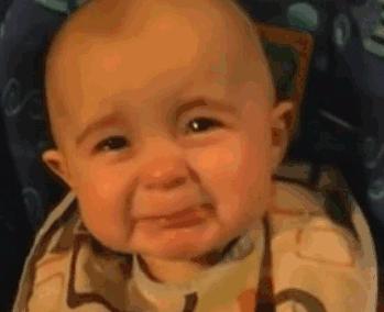 儿童玩刺激游戏,小孩居然玩这么刺激的游戏