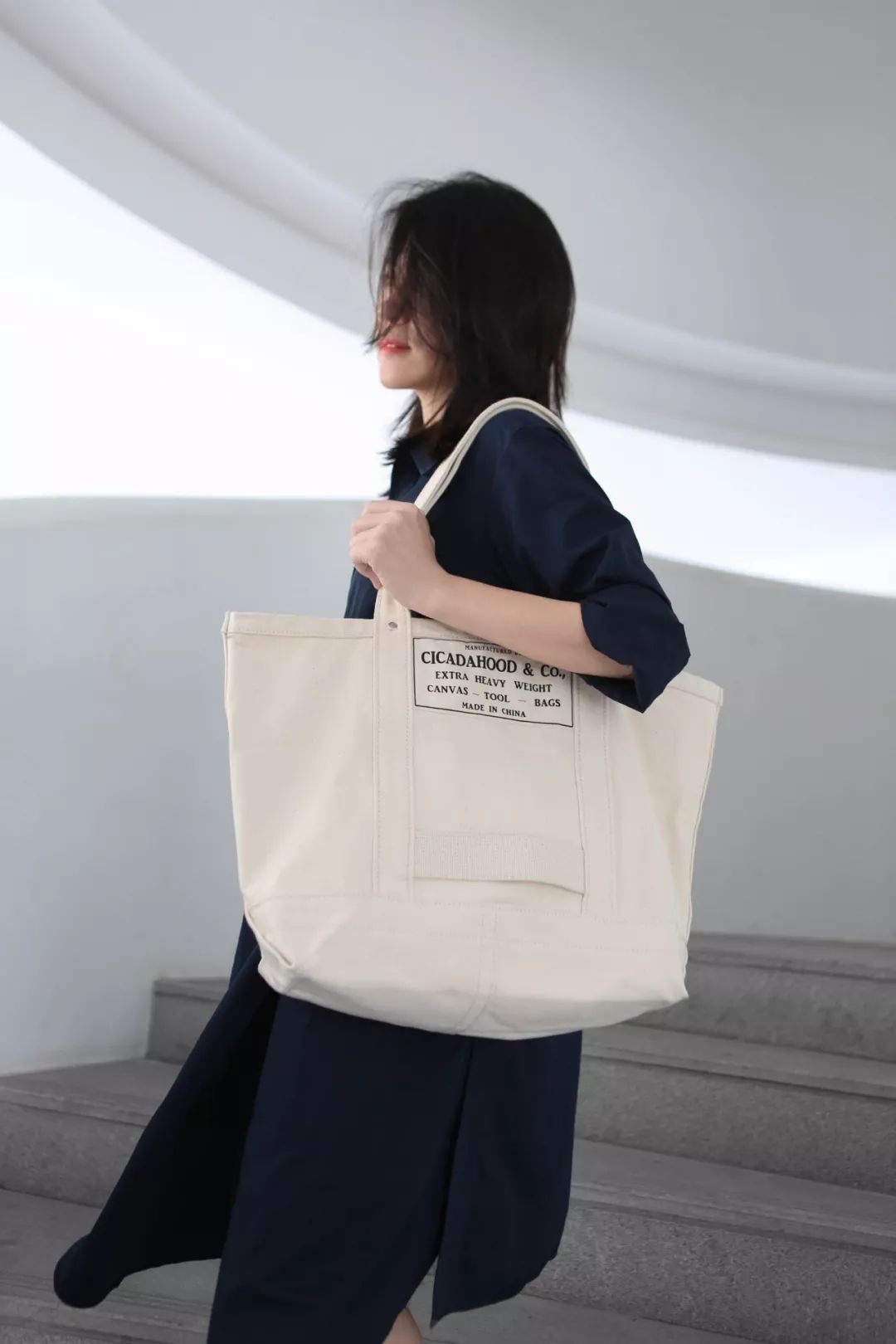 阿美咔叽喜欢什么女生,女性喜欢阿美咔叽男装吗