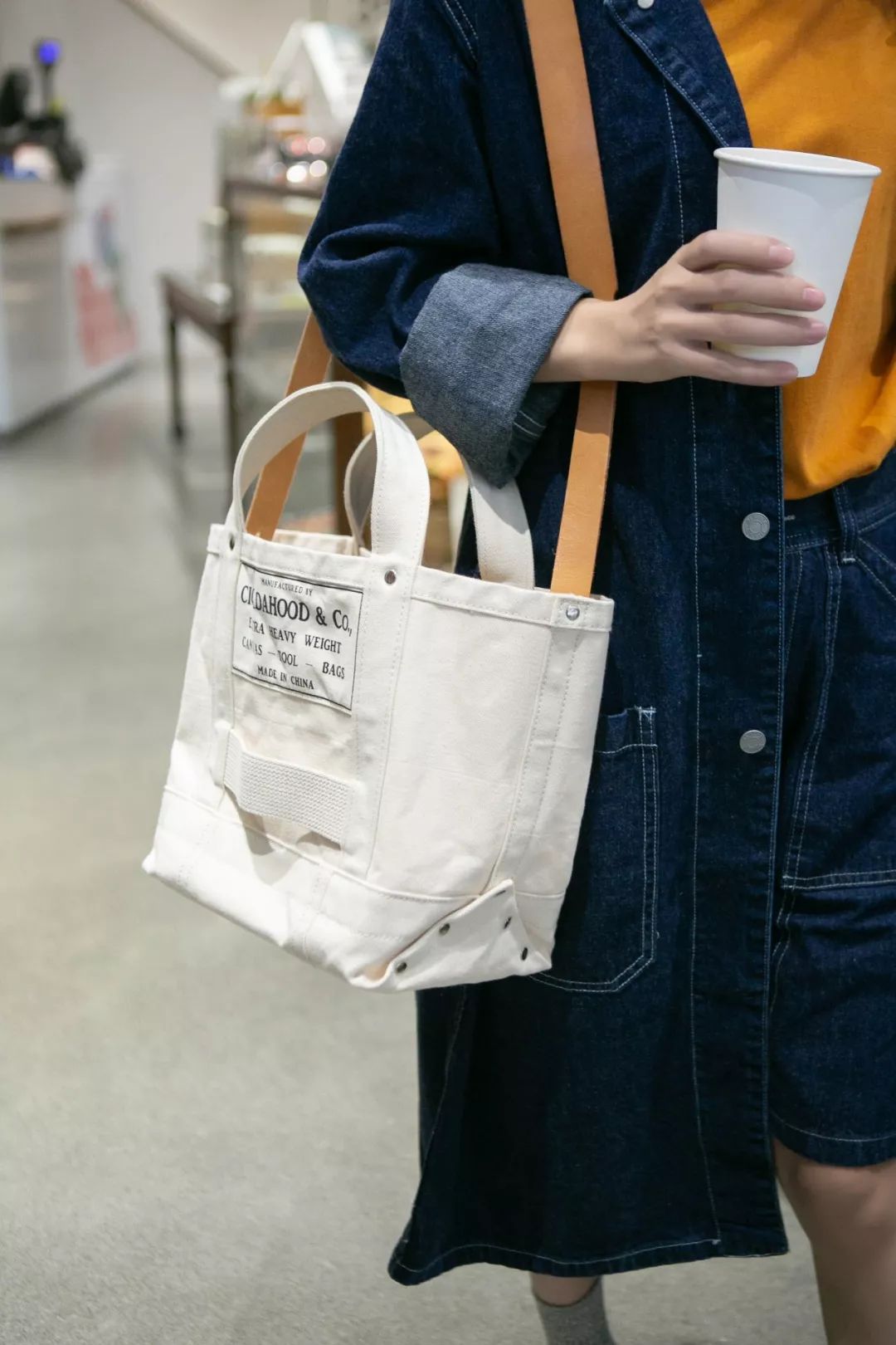 阿美咔叽喜欢什么女生,女性喜欢阿美咔叽男装吗