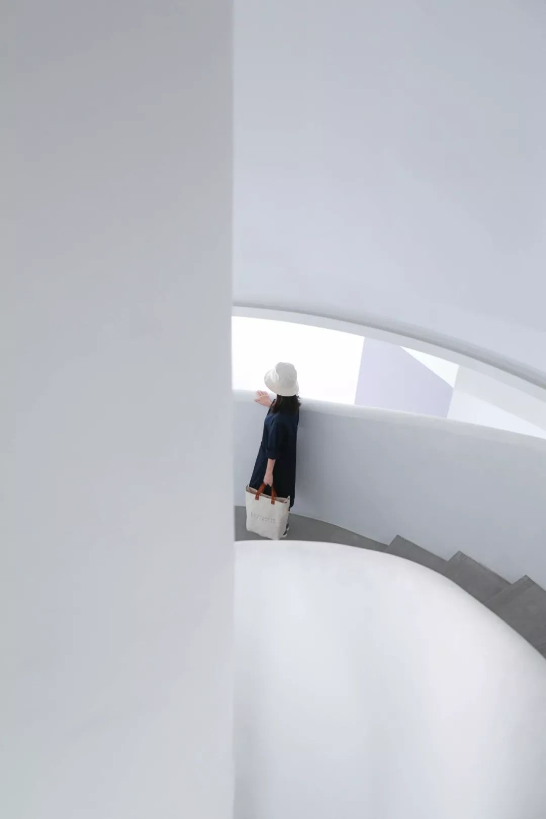 阿美咔叽喜欢什么女生,女性喜欢阿美咔叽男装吗