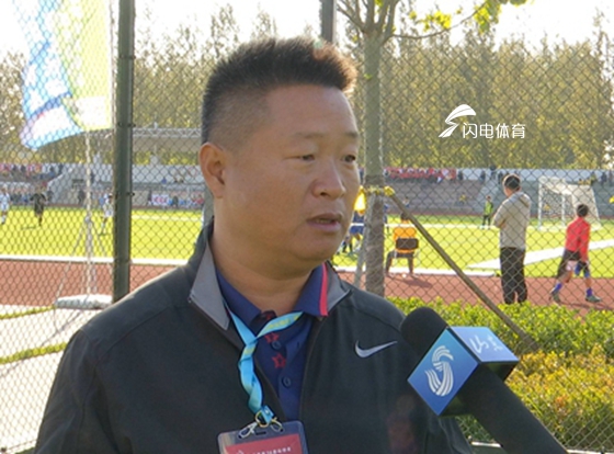 跃动齐鲁看省运·足球场上的功夫队菏泽男足取材曹州武校