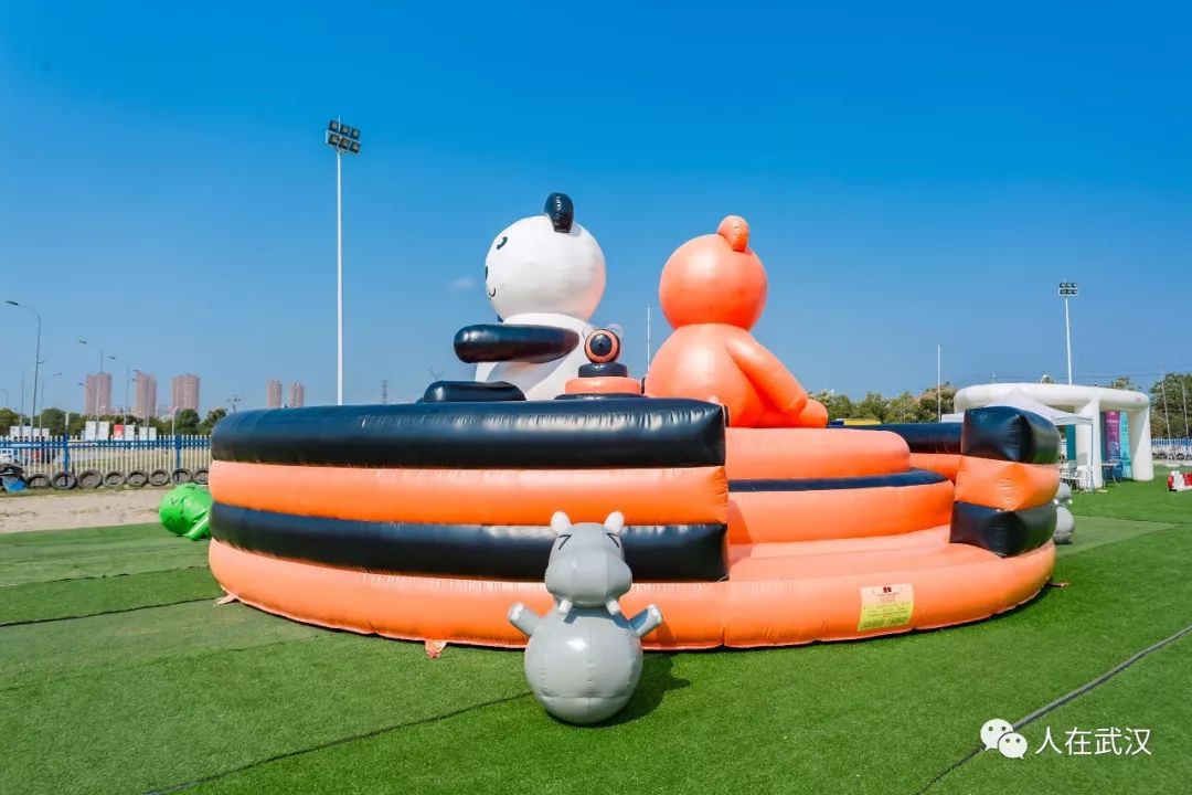 独角兽6层楼高，我去大人国的疯狂动物园转了一圈