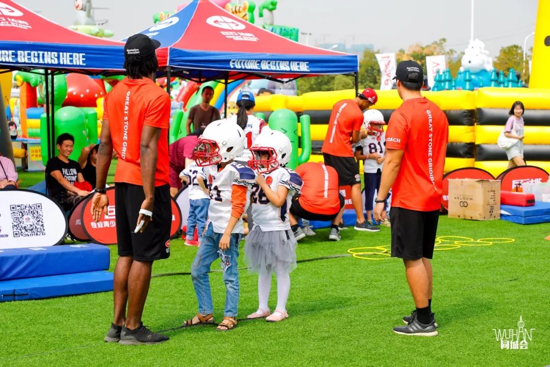 独角兽6层楼高，我去大人国的疯狂动物园转了一圈