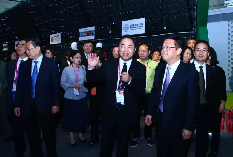 智能时尚美好生活｜第二十二届宁波国际服装节开启时尚新征程