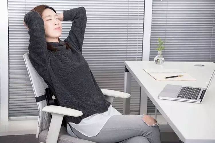 久坐后颈椎疼痛怎么缓解,久坐脊椎颈椎疼怎么缓解