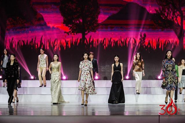 此心庄严优雅而立！雅莹集团纪念创业三十周年