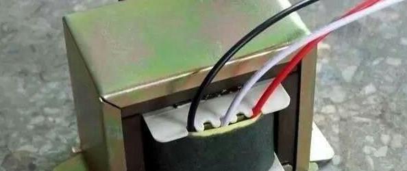 微波炉变压器为什么和别的不一样,微波炉变压器有什么用途