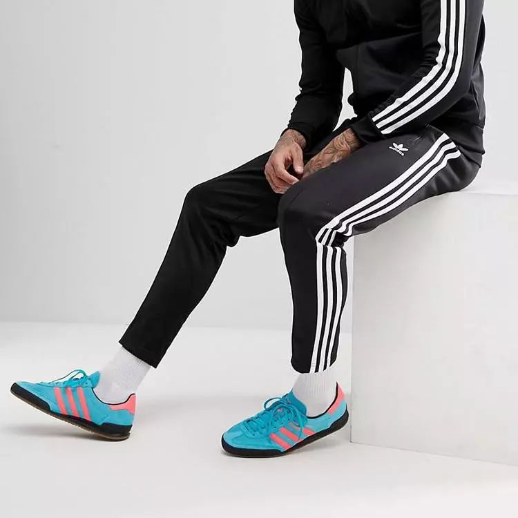 aj11脚感与aj12,aj11和aj13需要鞋盾吗